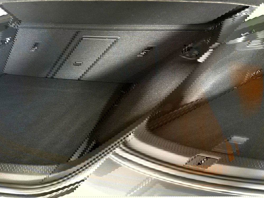 Volkswagen Golf usata a Ferrara (14)