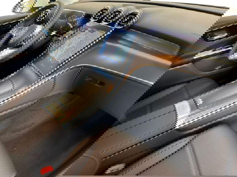 Mercedes-Benz GLC SUV nuova a Rimini (12)