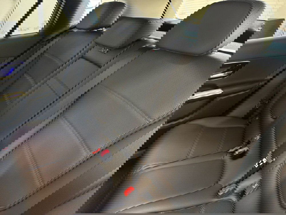 Mercedes-Benz GLC SUV nuova a Rimini (13)