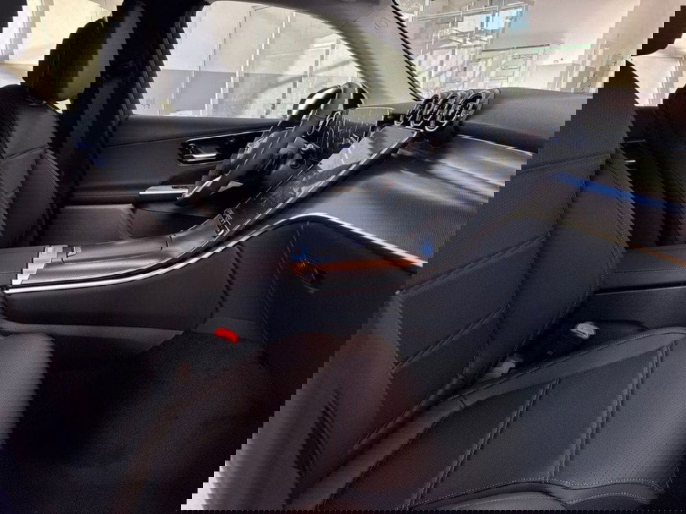 Mercedes-Benz GLC SUV nuova a Rimini (14)