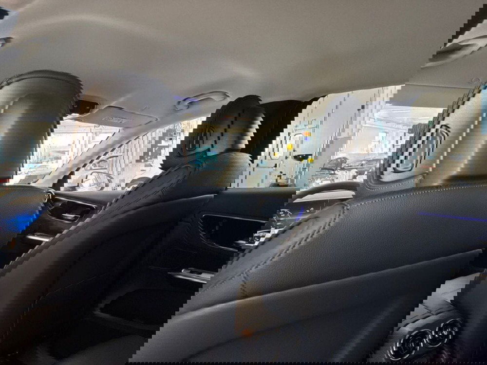 Mercedes-Benz GLC SUV nuova a Rimini (18)