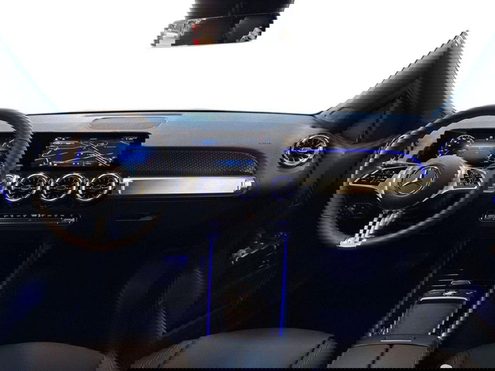 Mercedes-Benz GLB nuova a Rimini (10)