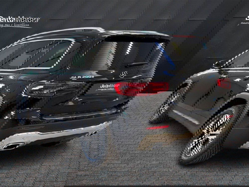 Mercedes-Benz GLB nuova a Rimini (3)