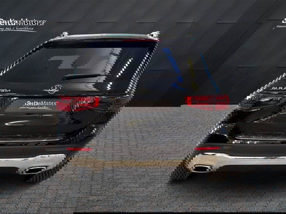 Mercedes-Benz GLB nuova a Rimini (4)