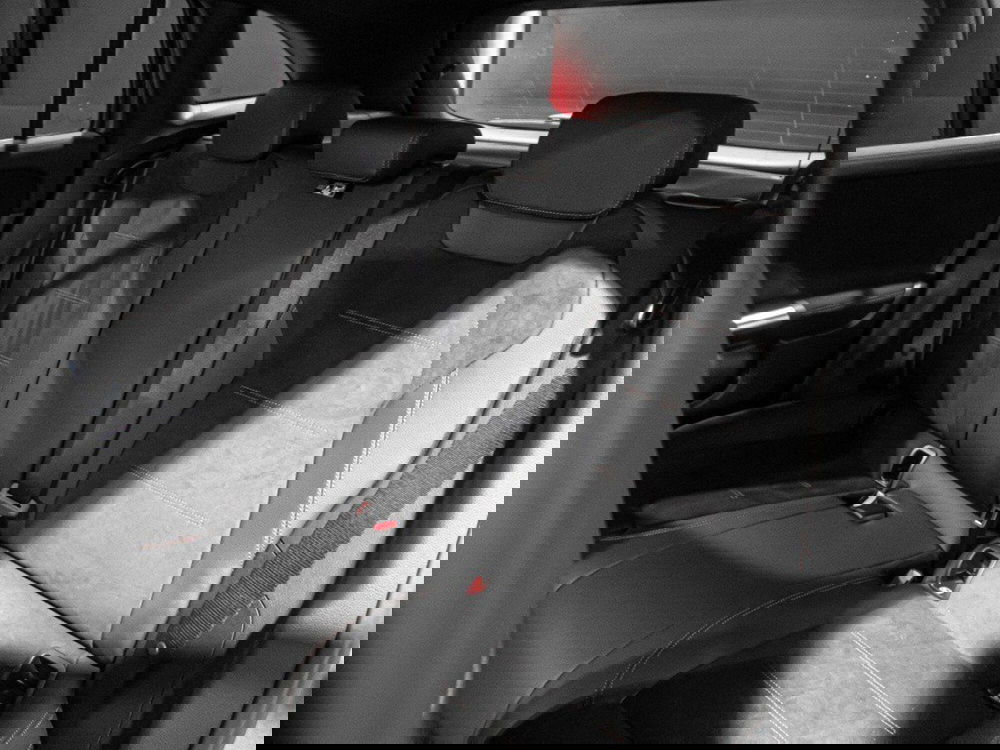 Mercedes-Benz GLA SUV nuova a Ancona (13)