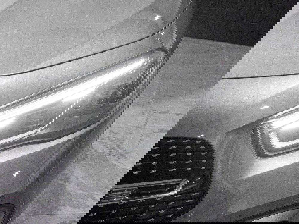 Mercedes-Benz GLA SUV nuova a Ancona (6)