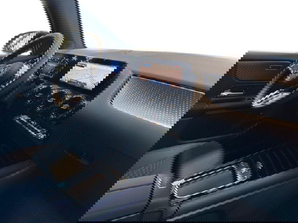 Mercedes-Benz GLA SUV nuova a Rimini (12)