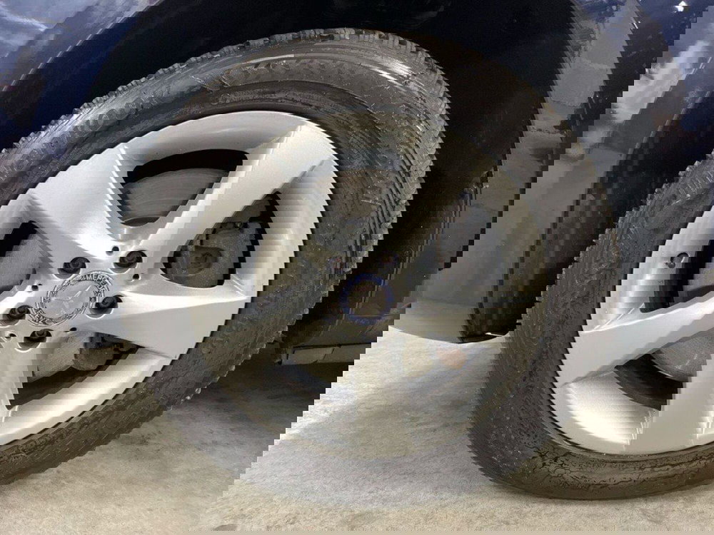 Mercedes-Benz Classe V usata a Macerata (8)