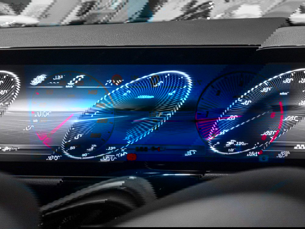 Mercedes-Benz GLA SUV nuova a Ancona (14)