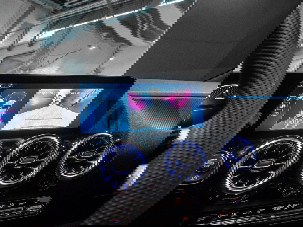 Mercedes-Benz GLA SUV nuova a Ancona (15)