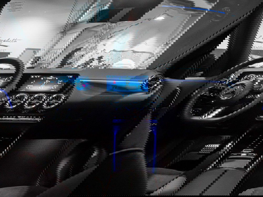 Mercedes-Benz GLA SUV nuova a Ancona (16)