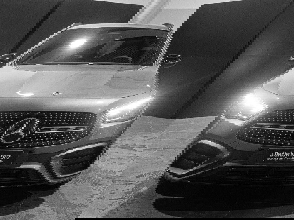 Mercedes-Benz GLA SUV nuova a Ancona (5)