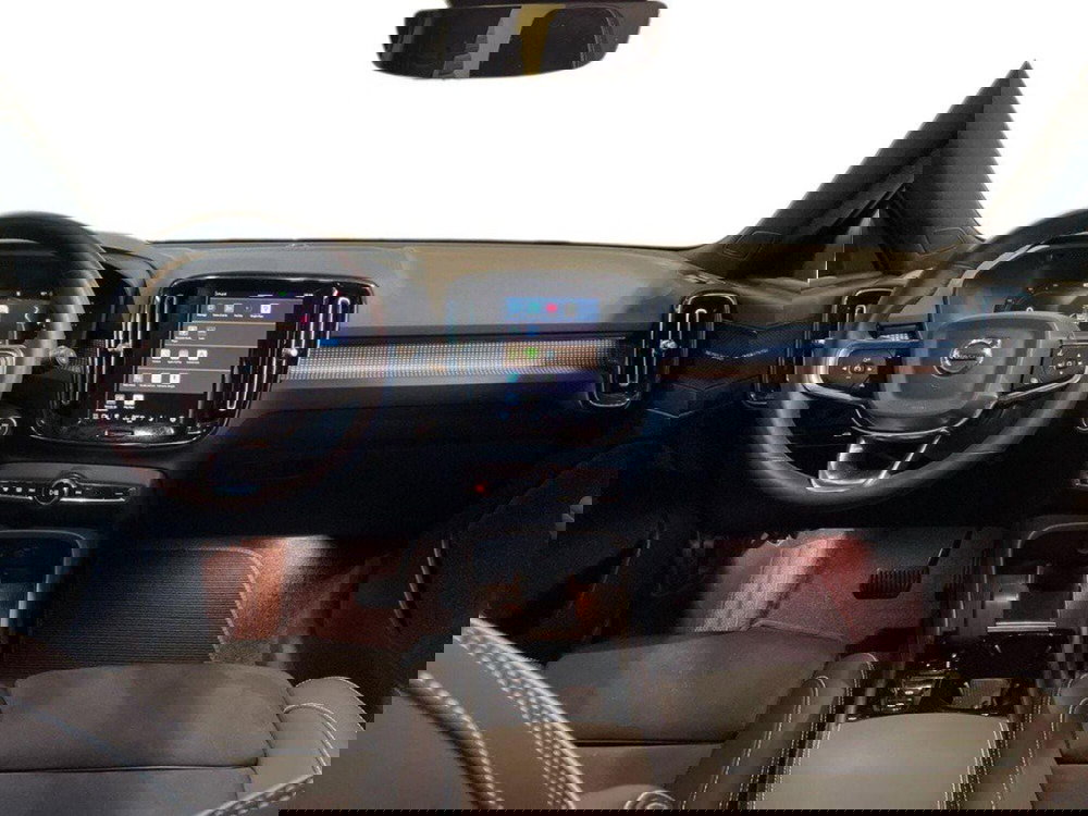 Volvo XC40 usata a Macerata (10)