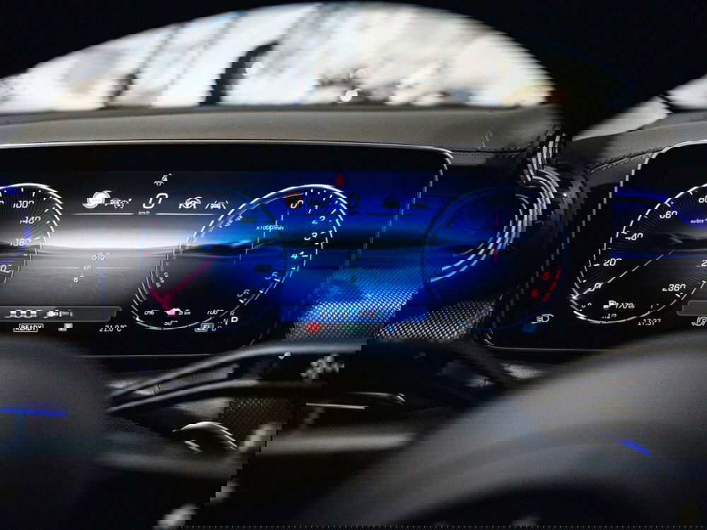 Mercedes-Benz GLC Coupé nuova a Ancona (14)