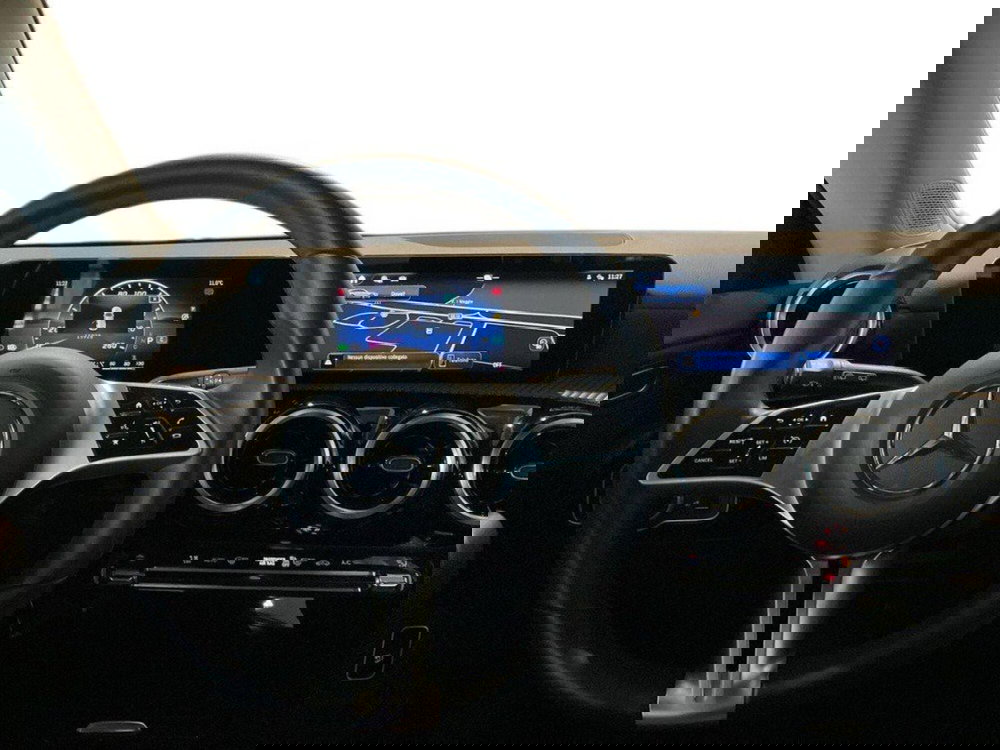 Mercedes-Benz CLA Shooting Brake usata a Ancona (11)