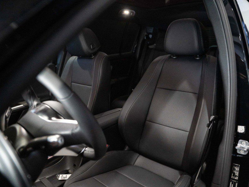 Mercedes-Benz GLB EQ nuova a Ancona (10)