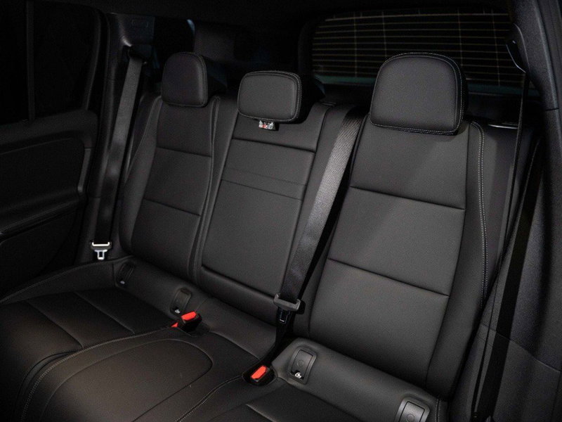 Mercedes-Benz GLB EQ nuova a Ancona (11)