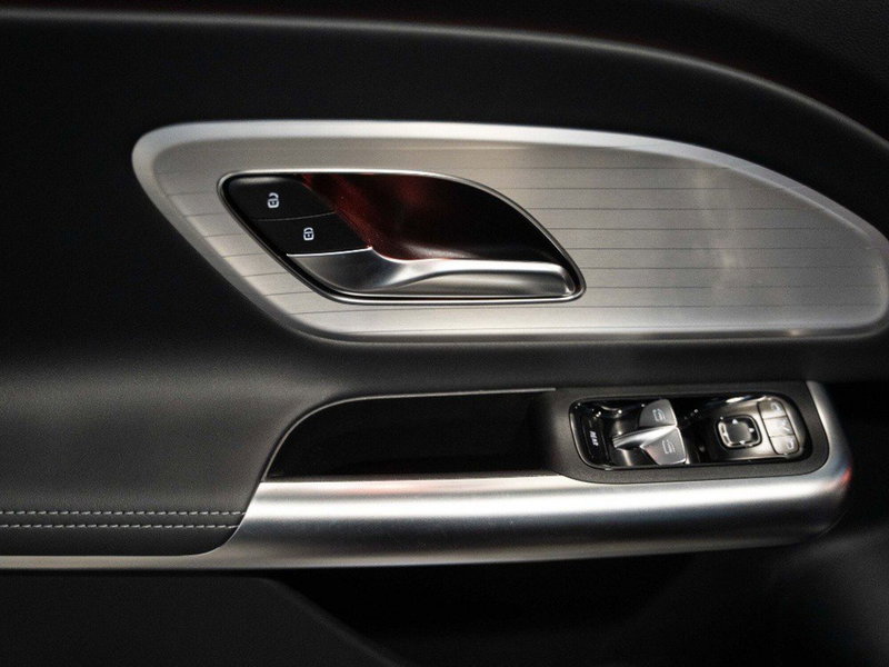 Mercedes-Benz GLB EQ nuova a Ancona (12)