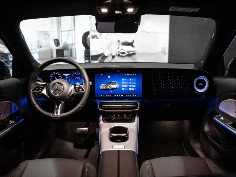 Mercedes-Benz GLB EQ nuova a Ancona (17)