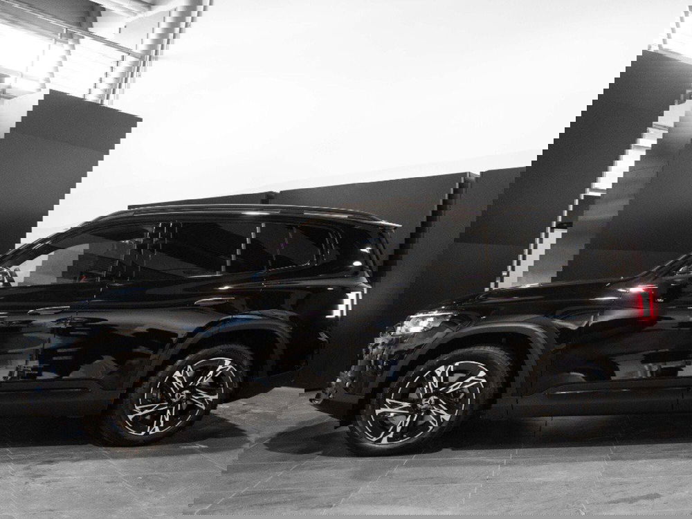 Mercedes-Benz GLB nuova a Ancona (2)