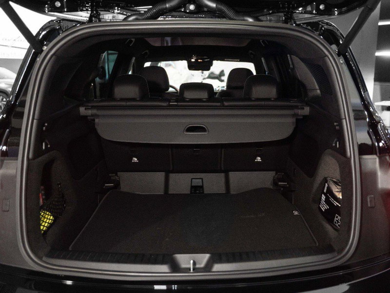 Mercedes-Benz GLB EQ nuova a Ancona (9)