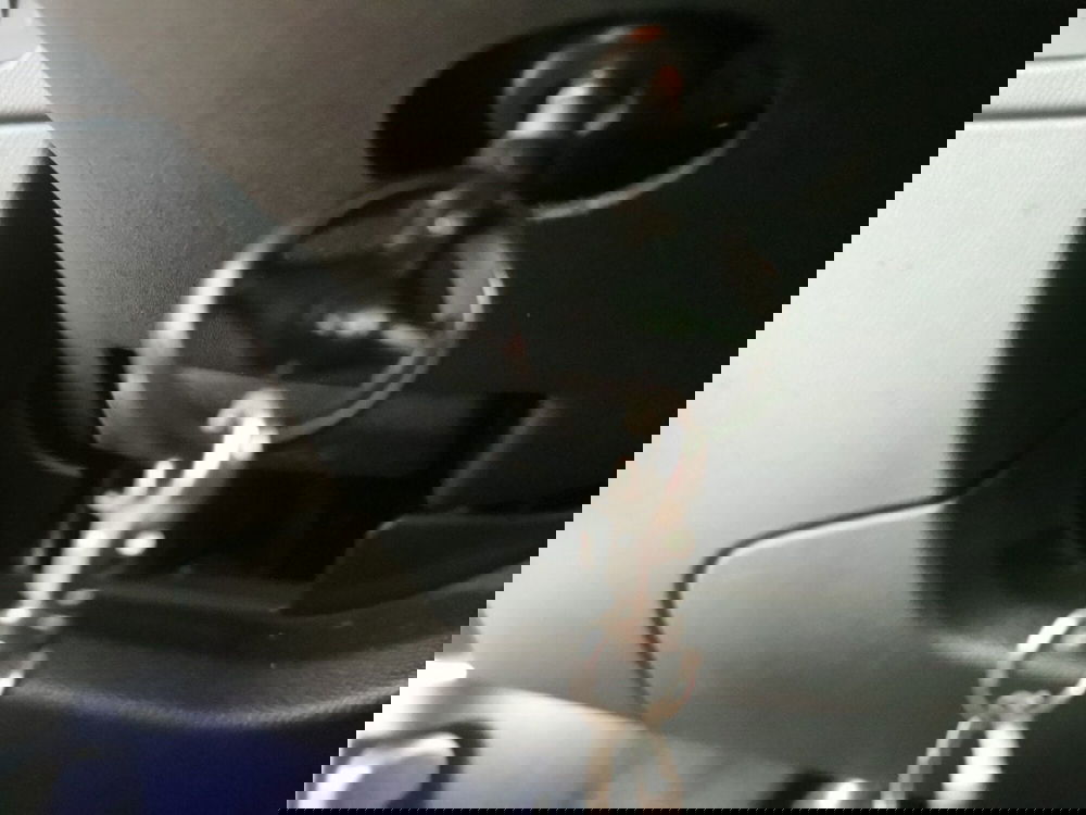 Opel Mokka usata a Brindisi (16)