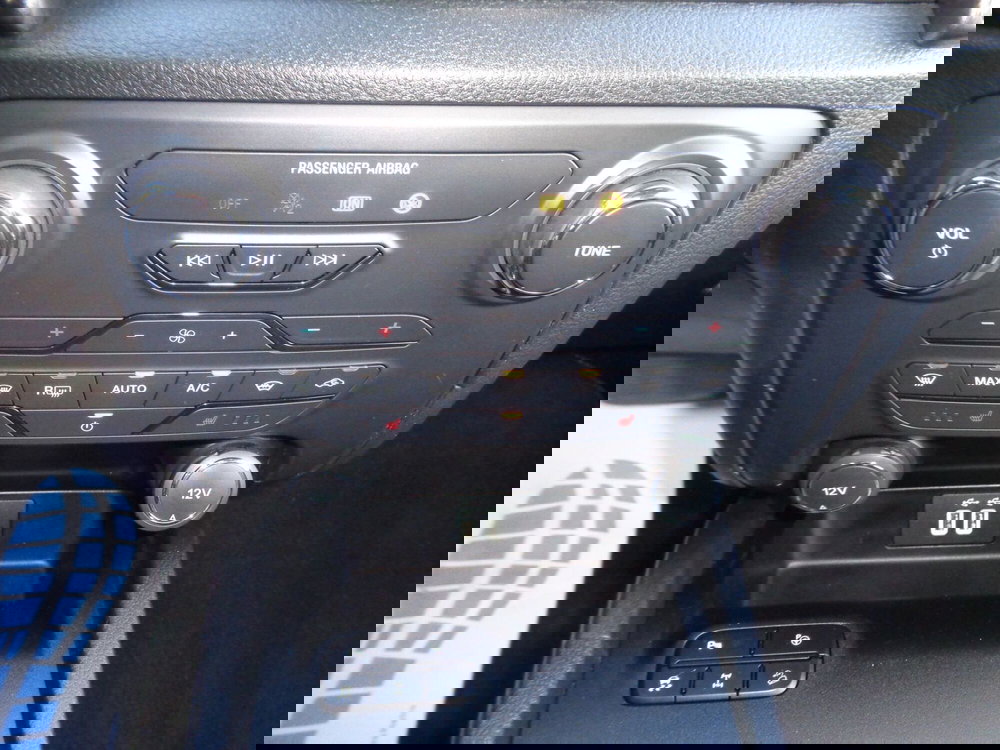 Ford Ranger Pick-up usata a Belluno (19)