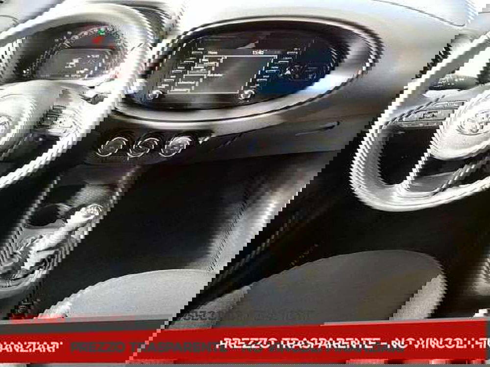 Toyota Aygo X usata a Chieti (12)