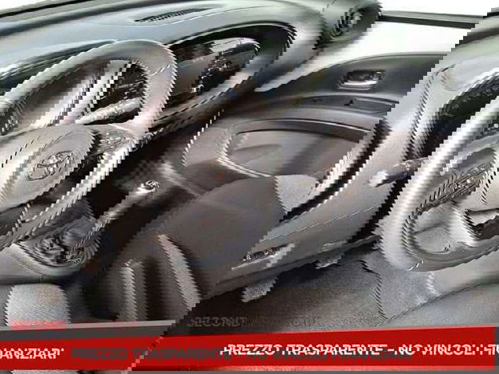 Toyota Aygo X usata a Chieti (13)
