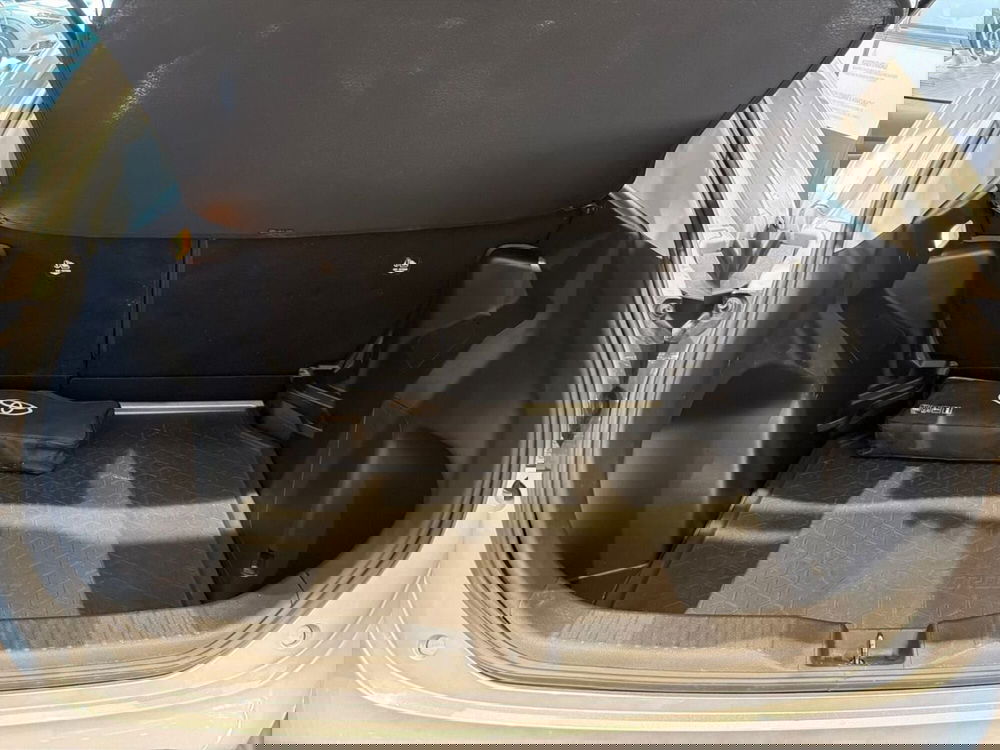 Toyota Yaris Cross usata a Vicenza (7)