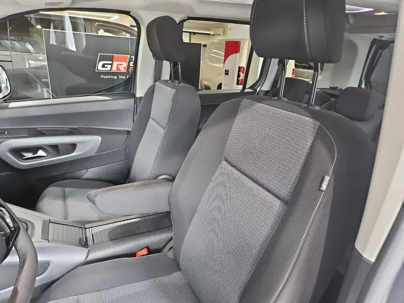 Toyota Proace City Verso nuova a Vicenza (9)