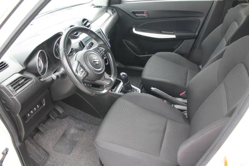 Suzuki Swift usata a Cuneo (8)