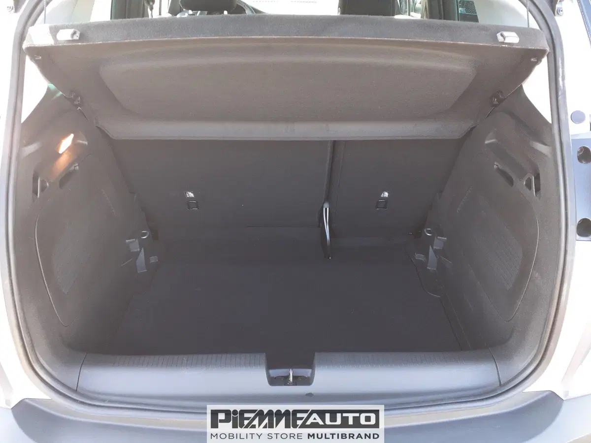 Opel Crossland usata a Piacenza (20)