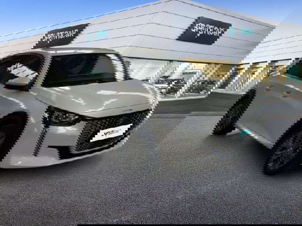 Peugeot 208 usata a Foggia (3)