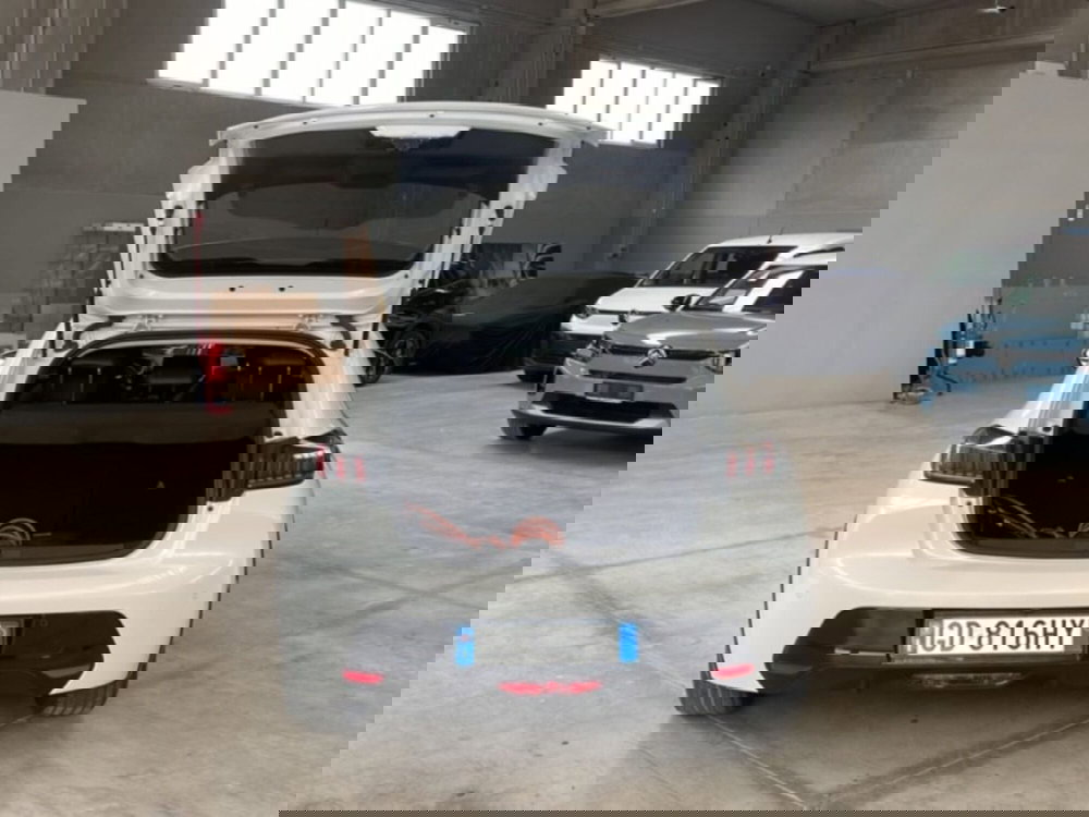 Peugeot 208 usata a Foggia (6)