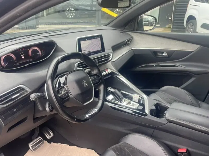 Peugeot 5008 usata a Foggia (10)
