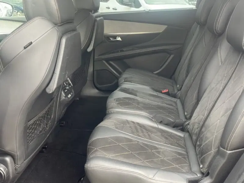 Peugeot 5008 usata a Foggia (11)