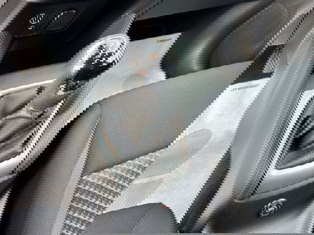 Nissan Micra usata a Chieti (15)