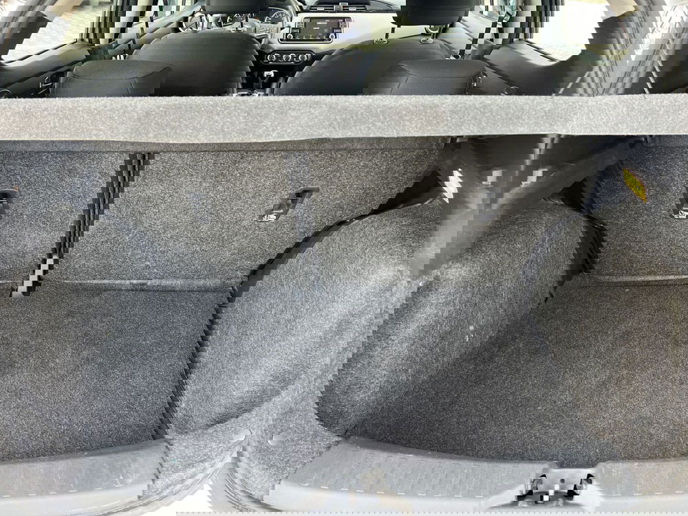 Nissan Micra usata a Chieti (8)