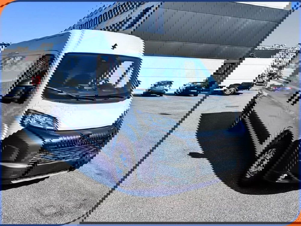 Peugeot Boxer nuova a Milano