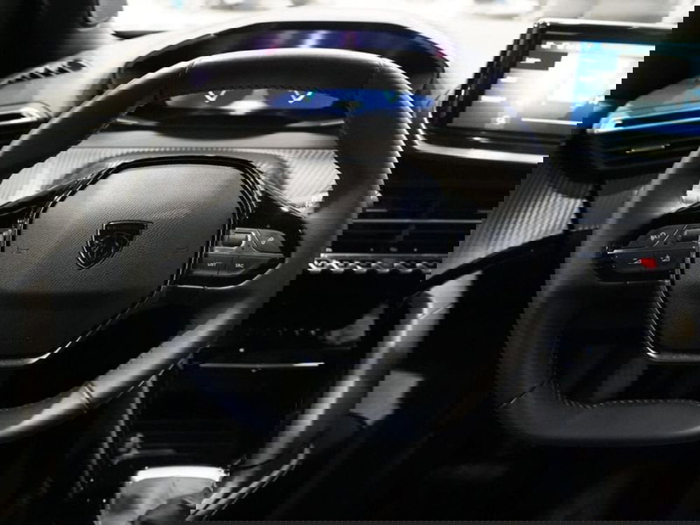 Peugeot 2008 usata a Milano (6)