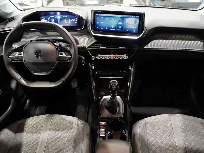 Peugeot 208 usata a Milano (11)