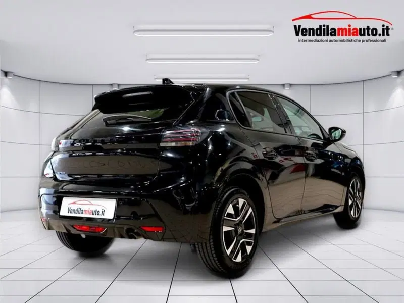 Peugeot 208 usata a Milano (5)