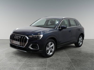 Audi Q3 35 TDI quattro S tronic Business Advanced del 2019 usata a Triggiano