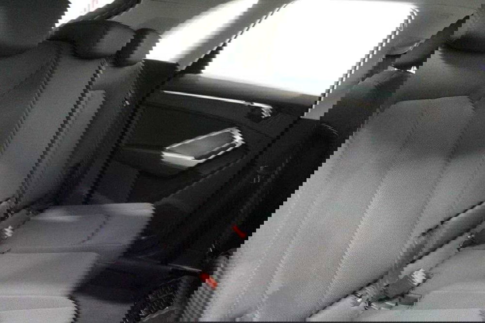 Audi Q3 usata a Bari (17)