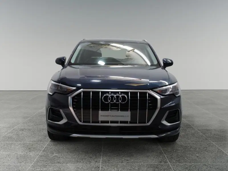 Audi Q3 usata a Bari (19)