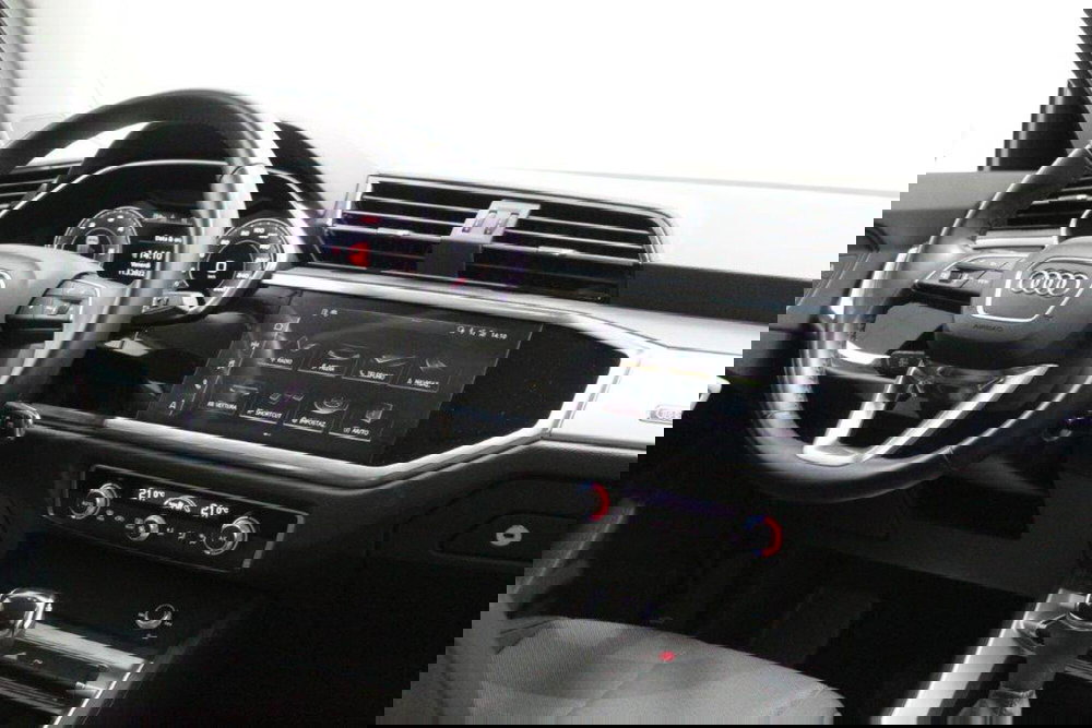 Audi Q3 usata a Bari (4)