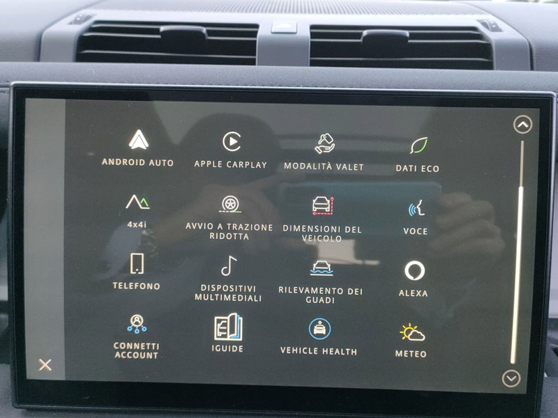 Land Rover Defender usata a Lecco (15)