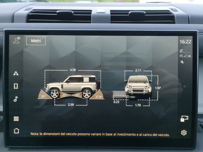 Land Rover Defender usata a Lecco (18)