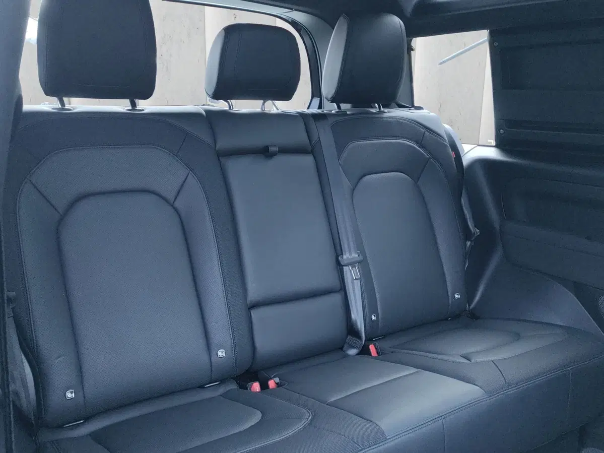 Land Rover Defender usata a Lecco (5)